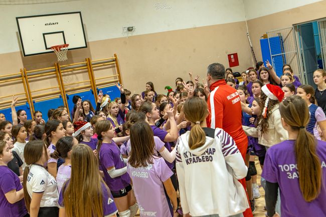 aaaSnaga Tehničara na novogodišnjem druženju